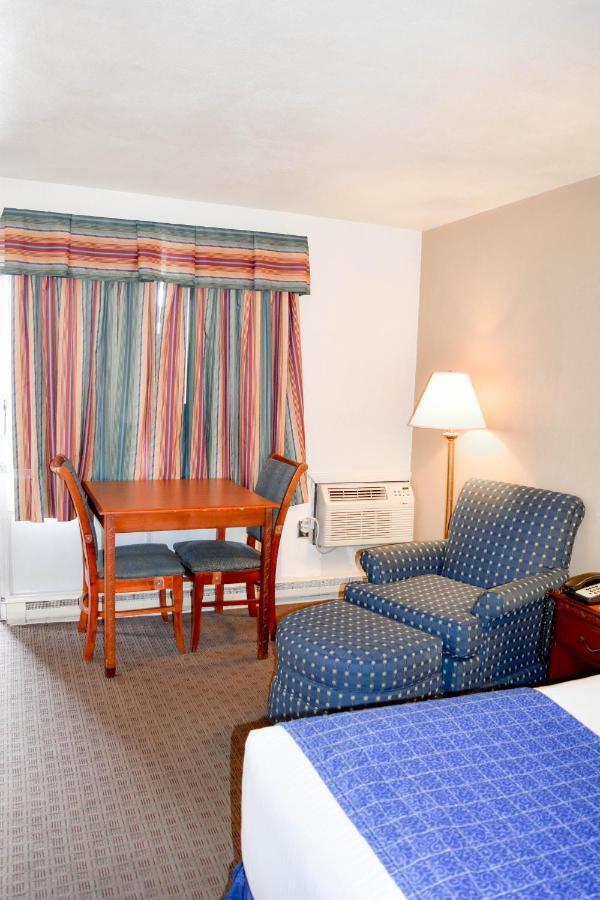 Attleboro Motor Inn Exterior photo